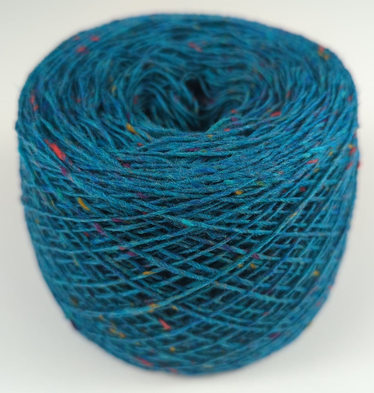 Donegal 100% Merino Wool Tweed Yarn. MD 10