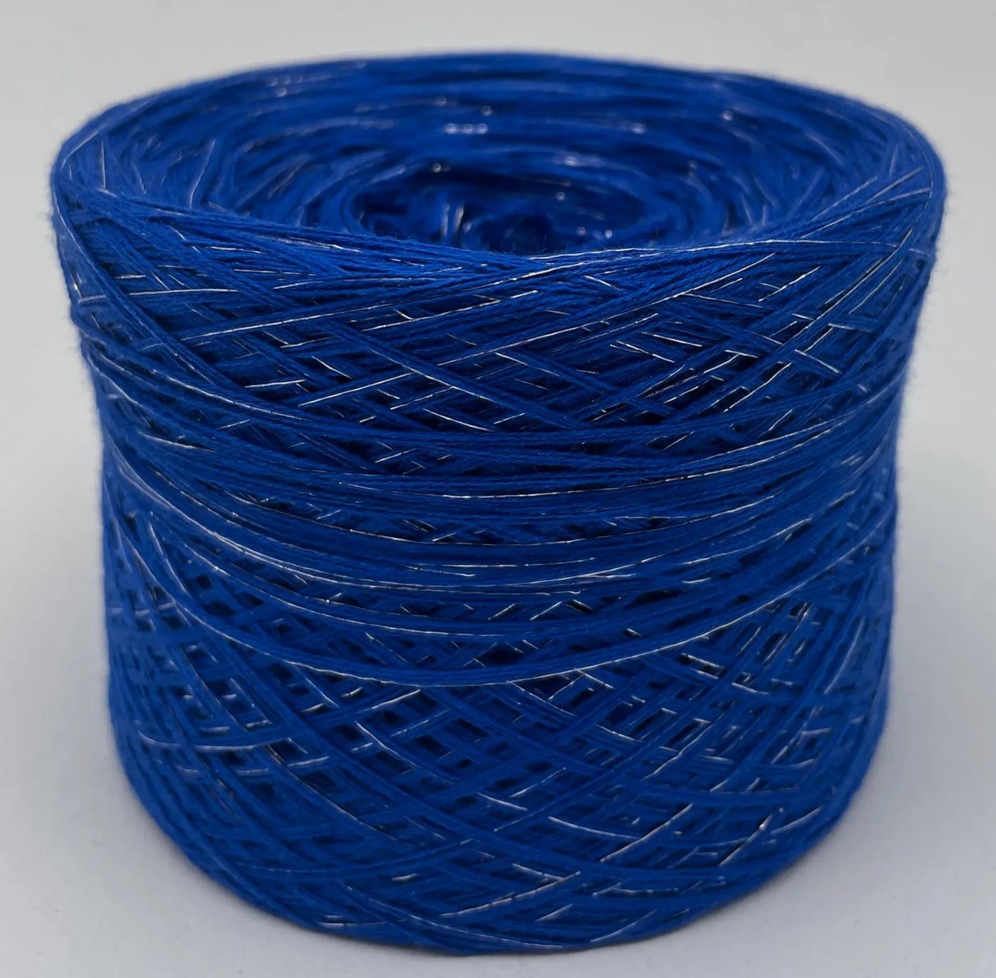 Solid Colour Yarn Cake with Lurex. CA 84L