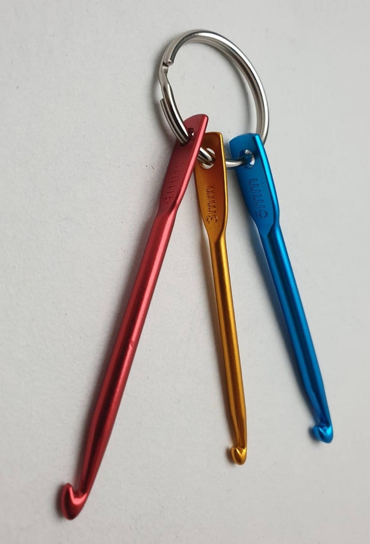 Crochet hooks keyring.